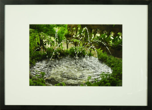 PARONELLA PARK FOUNTAIN DROPLETS